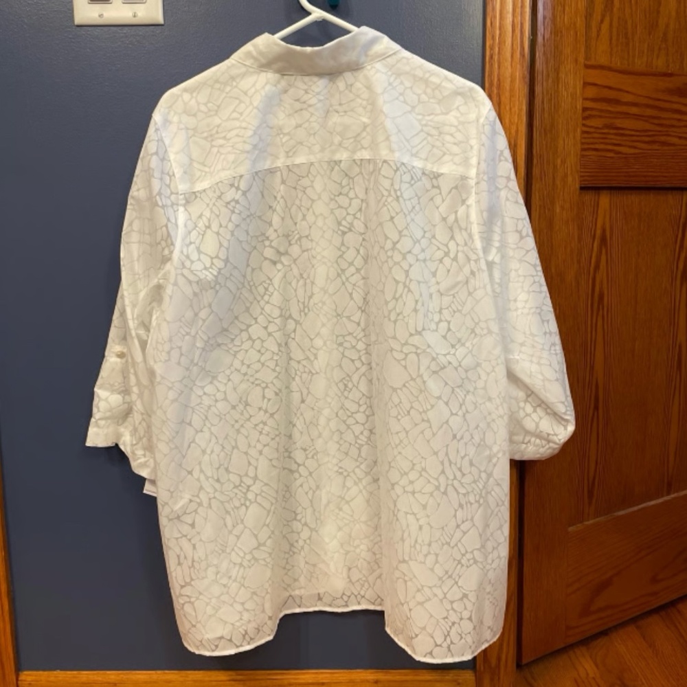 Foxcroft Top - Picture 2 of 3